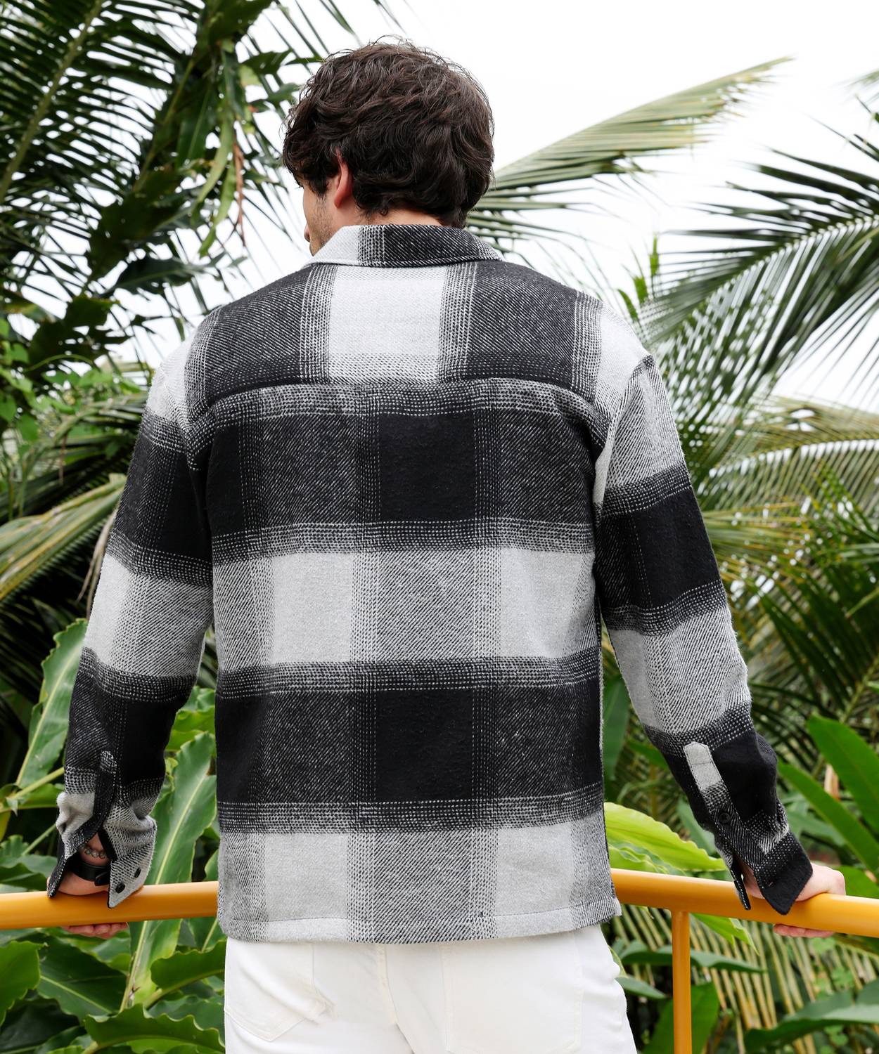 CAHOOT Men Checkered Casual Black, Grey, White Shirt - Image 4