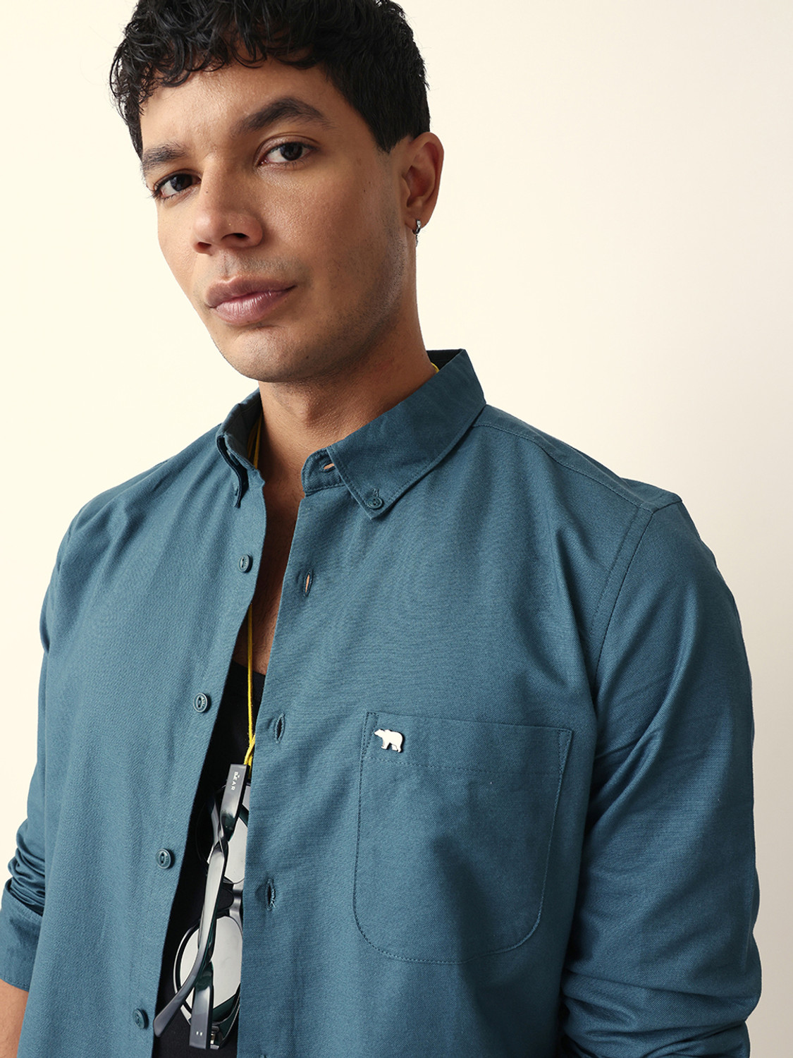 Image of THE BEAR HOUSE Men Solid Casual Blue Shirt