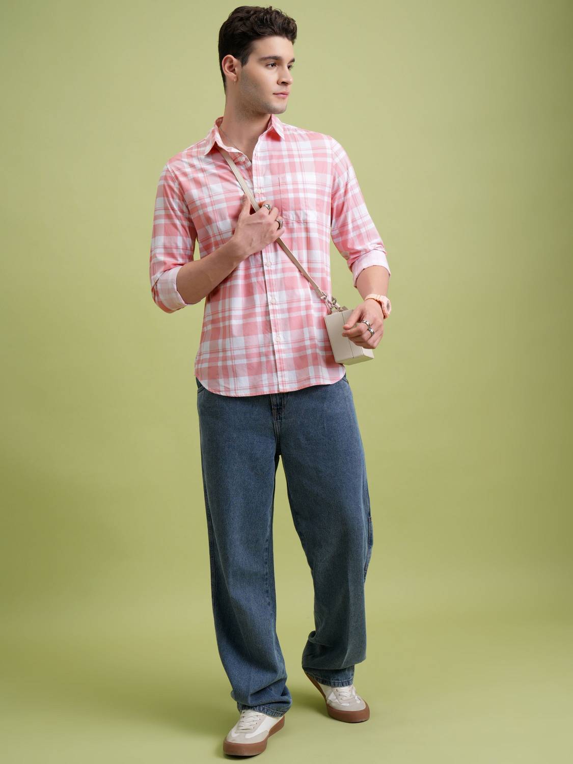 HIGHLANDER Men Checkered Casual Pink Shirt - Image 3