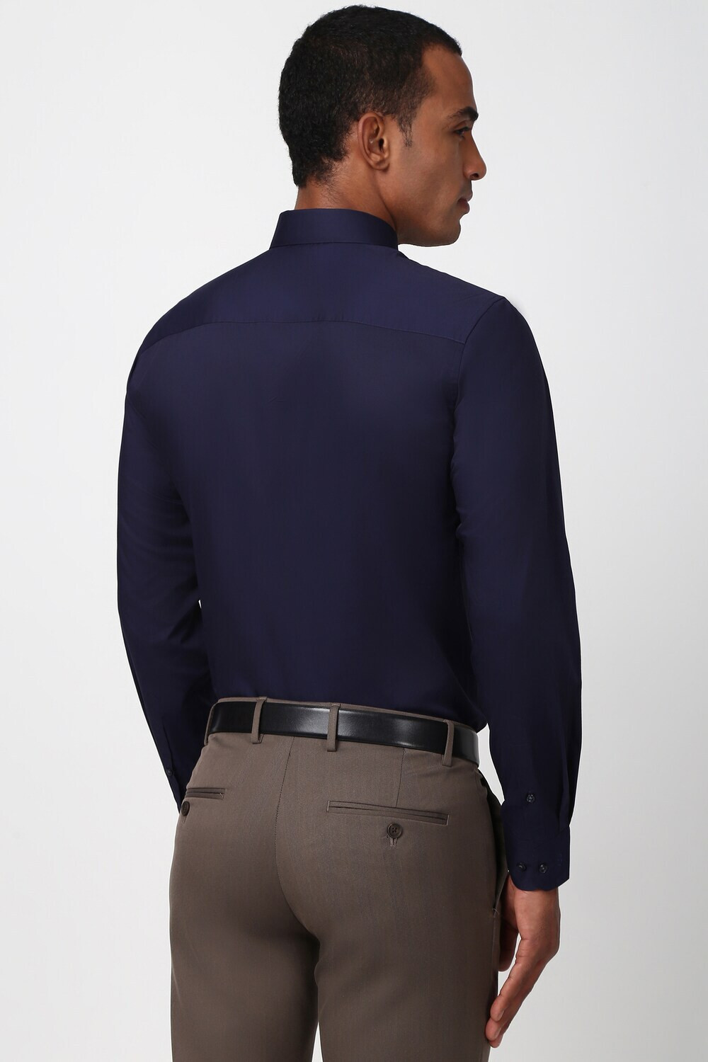 Image of PETER ENGLAND Men Solid Formal Blue Shirt