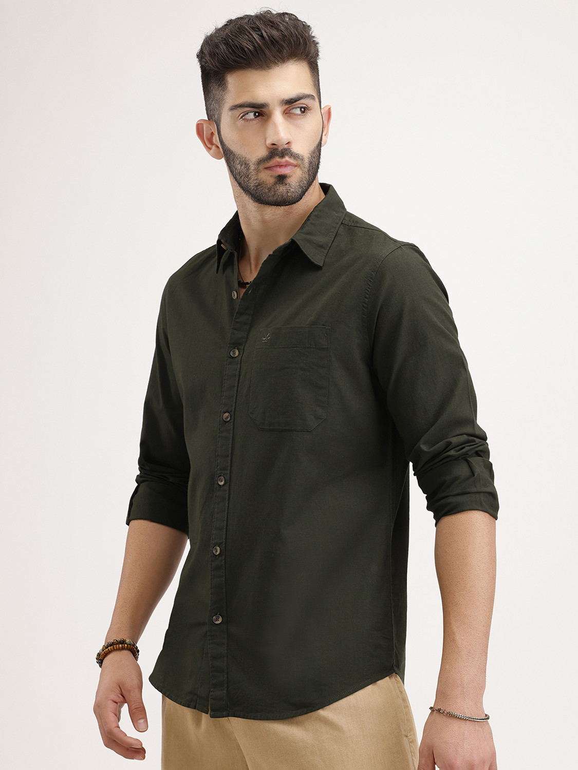 Image of WROGN Men Solid Casual Green Shirt