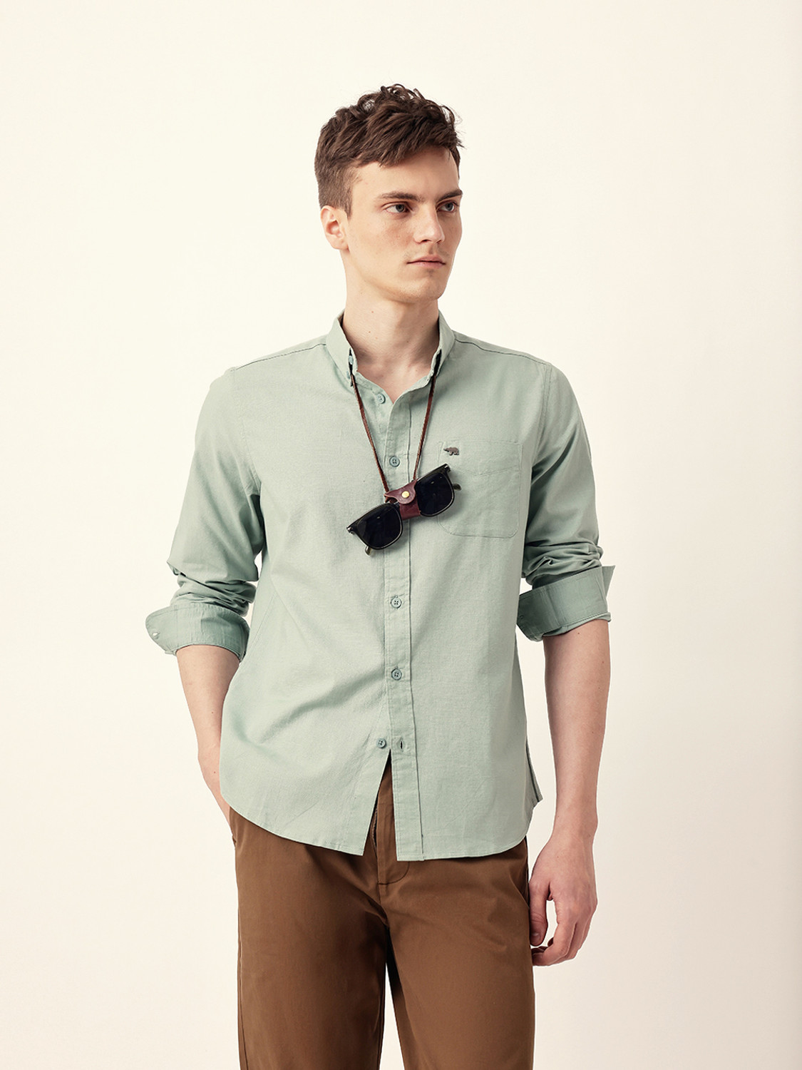 Image of THE BEAR HOUSE Men Solid Casual Green Shirt