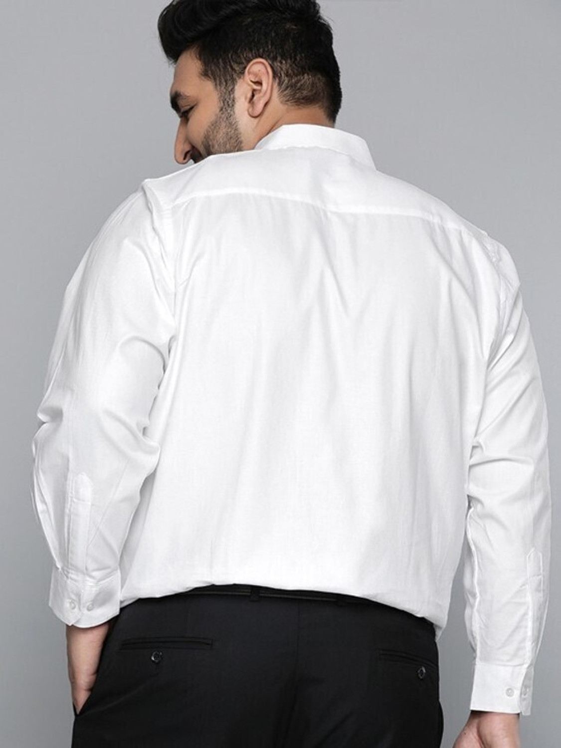 Image of METRONAUT PLUS Men Solid Formal White Shirt