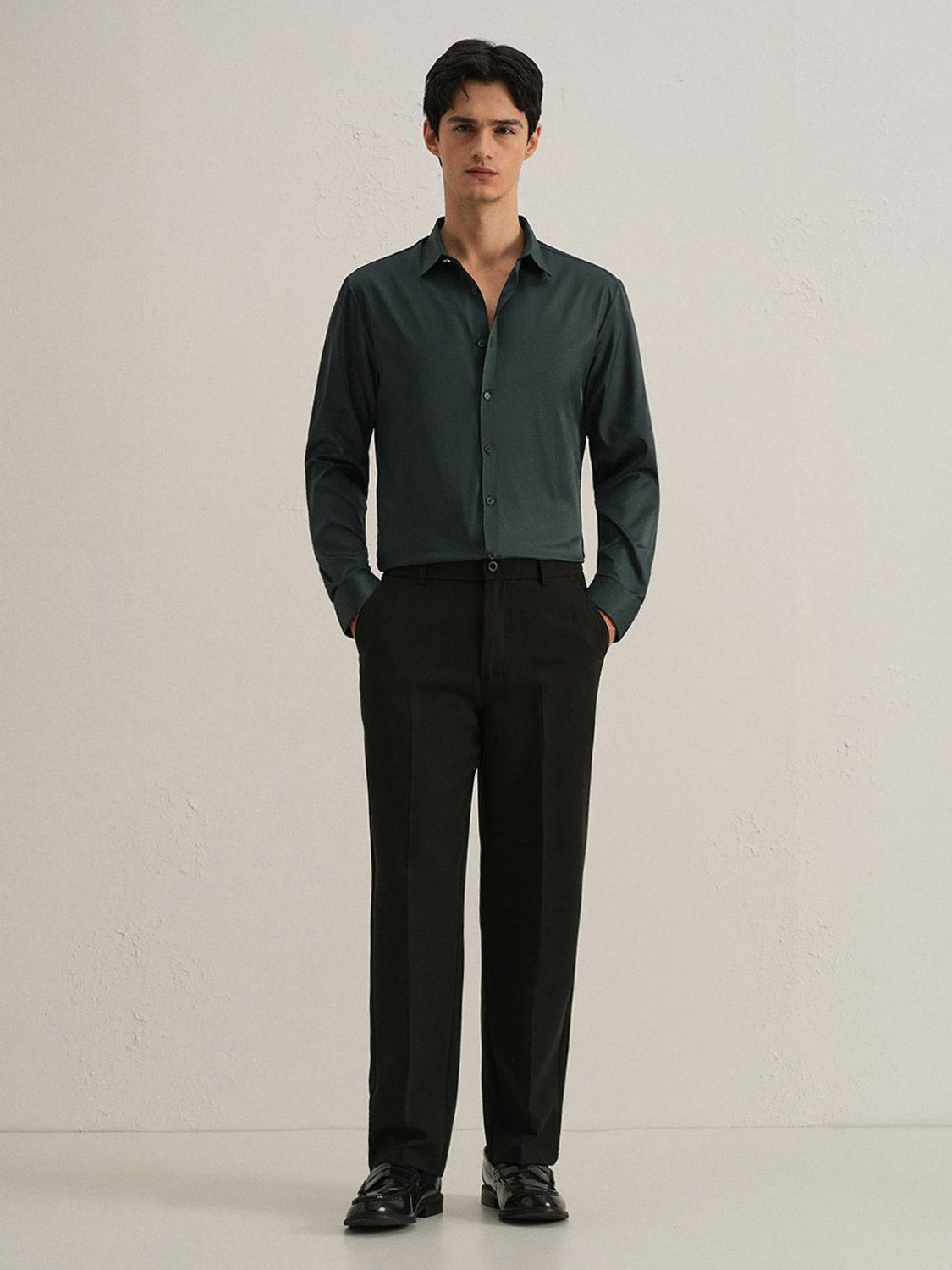 Image of Banana Club Men Solid Casual Green Shirt