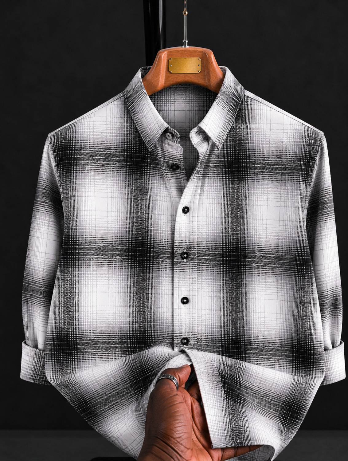 Solbiza Men Checkered Casual White Blue Shirt