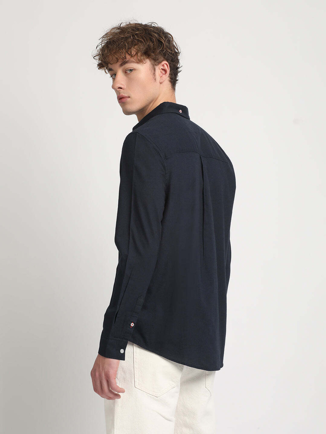 Image of THE BEAR HOUSE Men Solid Casual Blue Shirt