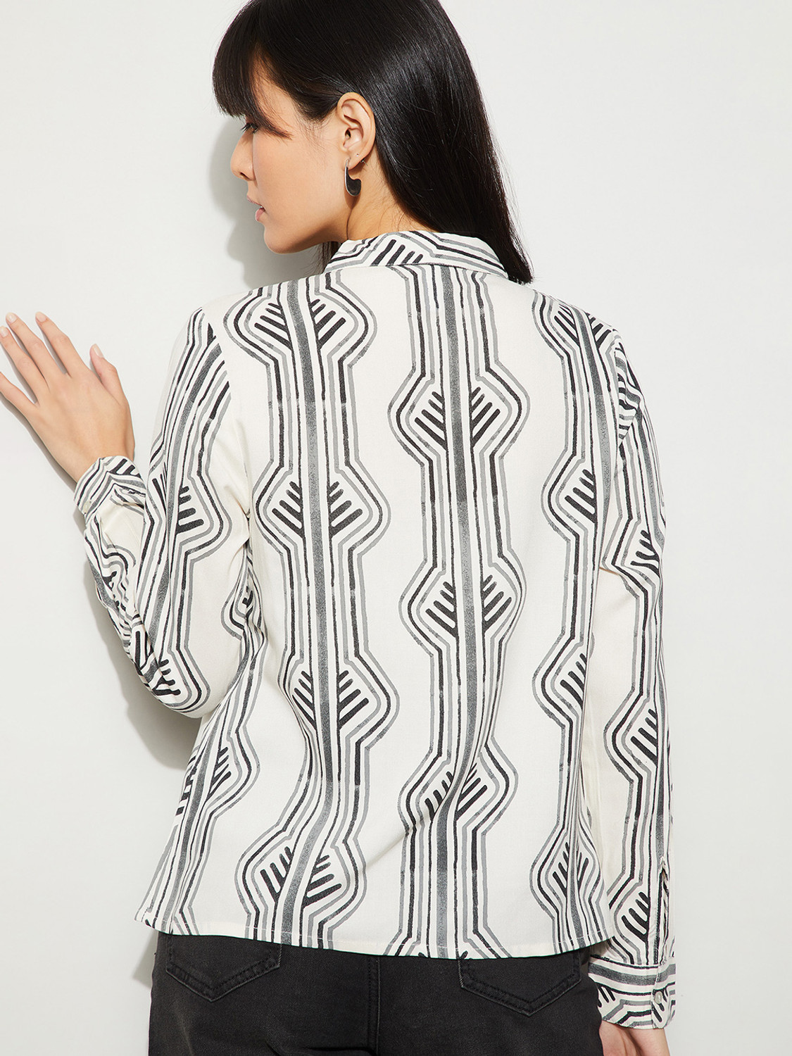 Image of Fame Forever by Lifestyle Women Printed Casual White Shirt