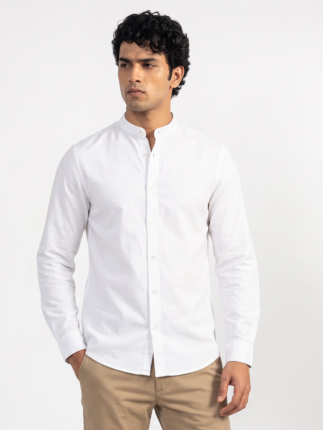 Spykar Men Solid Casual White Shirt