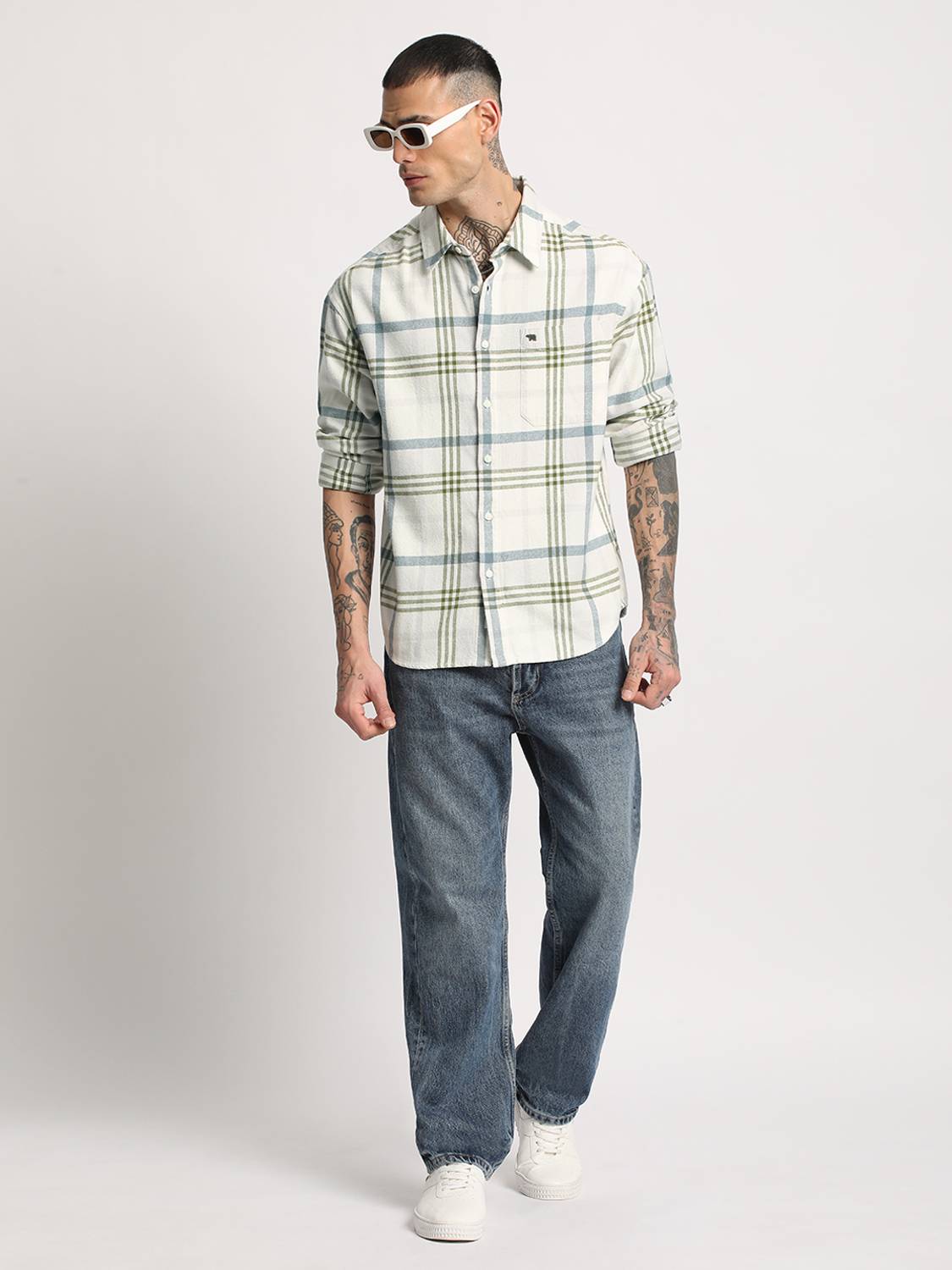 THE BEAR HOUSE Men Oversized Checkered Casual Shirt - Image 4