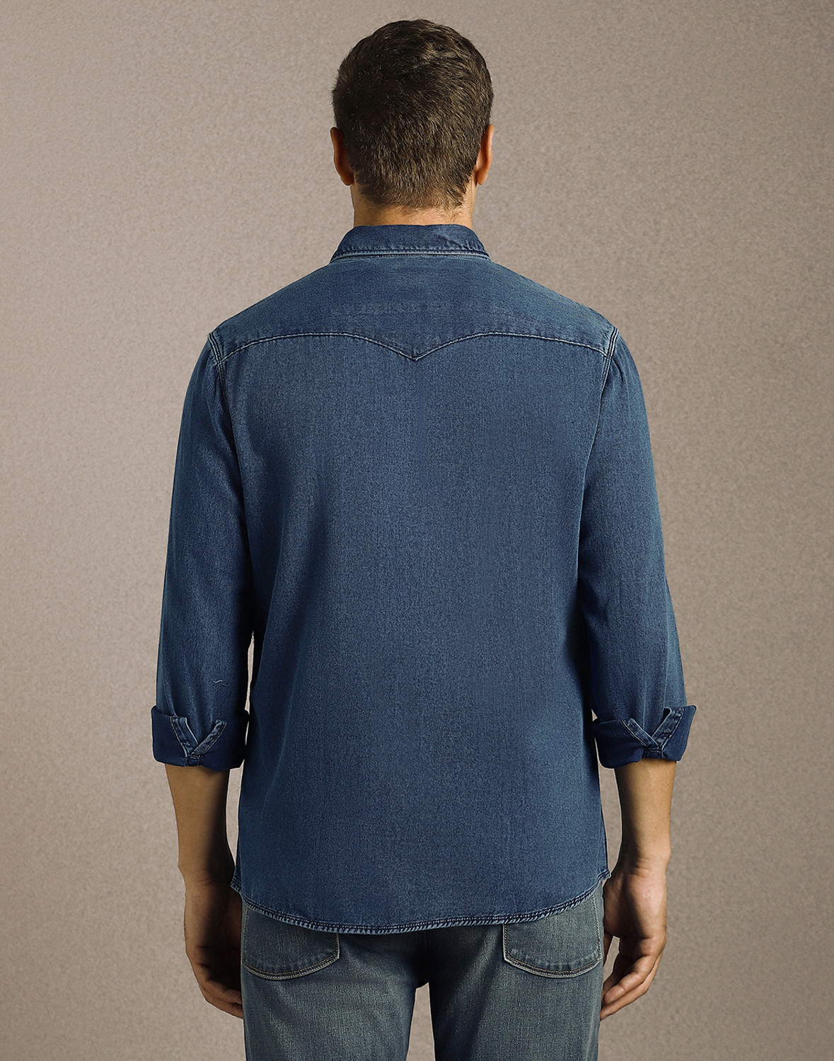 Image of LOUIS PHILIPPE Men Solid Casual Blue Shirt