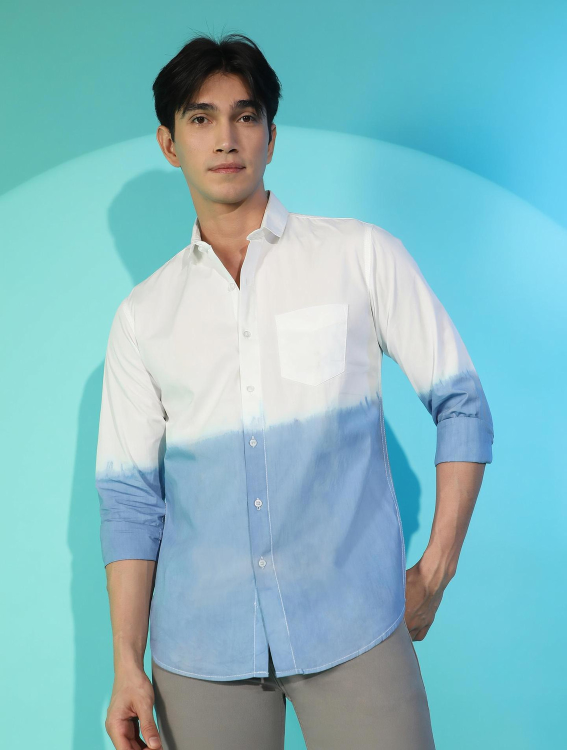 Image of CAMPUS SUTRA Men Dyed /Ombre Casual White Shirt