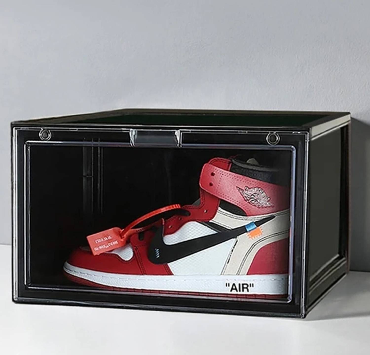 Uraxo Magnetic Sneaker Box Matte Black