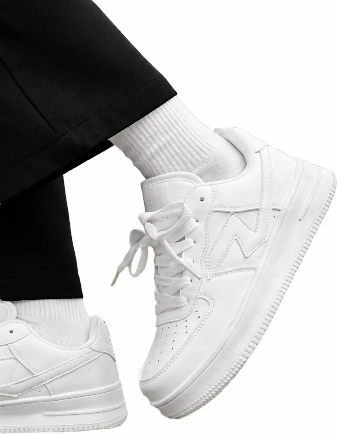 SnugZ Casual White Sneakers For Men - Image 4