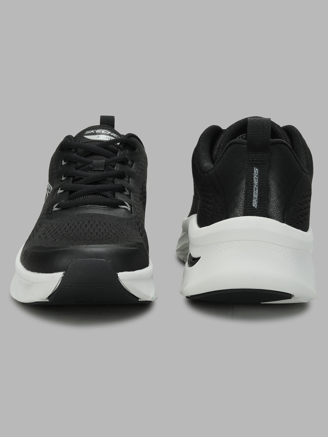 Image of Skechers ARCH FIT D'LUX - SUMNER Sneakers For Men