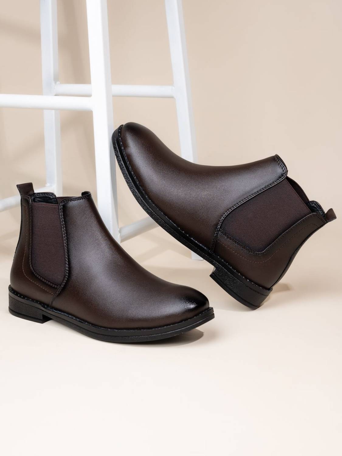 FooTken Men's Slip On Chelsea Boots - Image 1