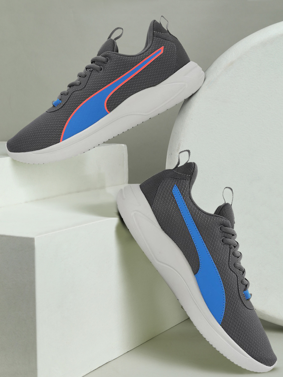 Image of PUMA olve Modern Running Shoes For Men