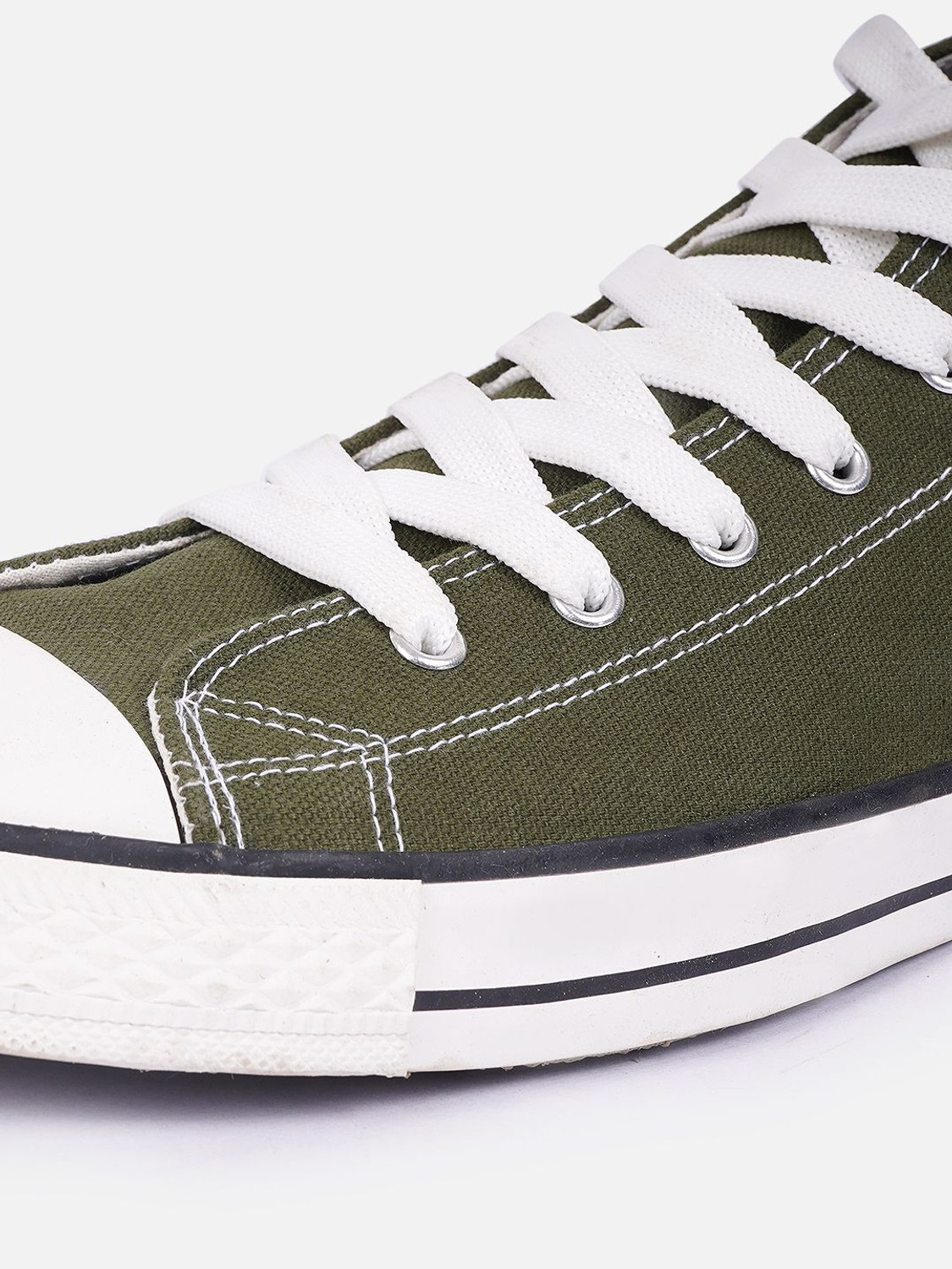 Image of Roadster Sneakers For Men