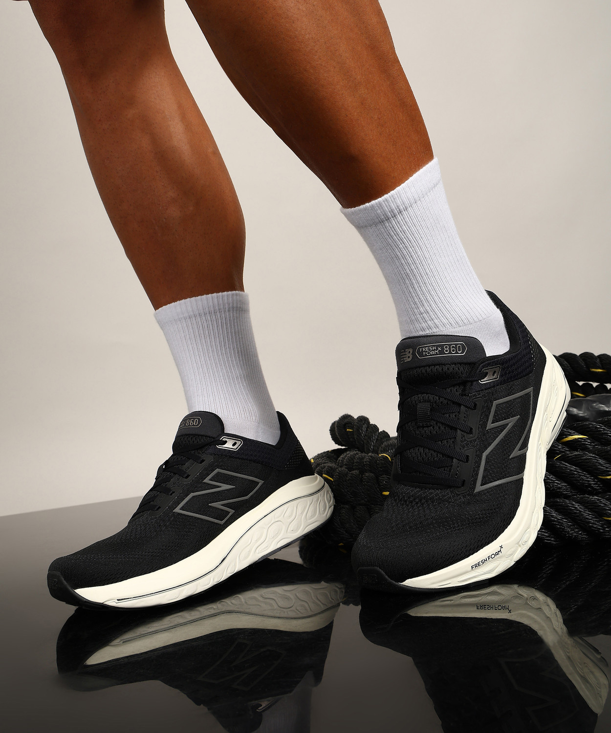 Image of New Balance 860v14 Running Shoes For Men