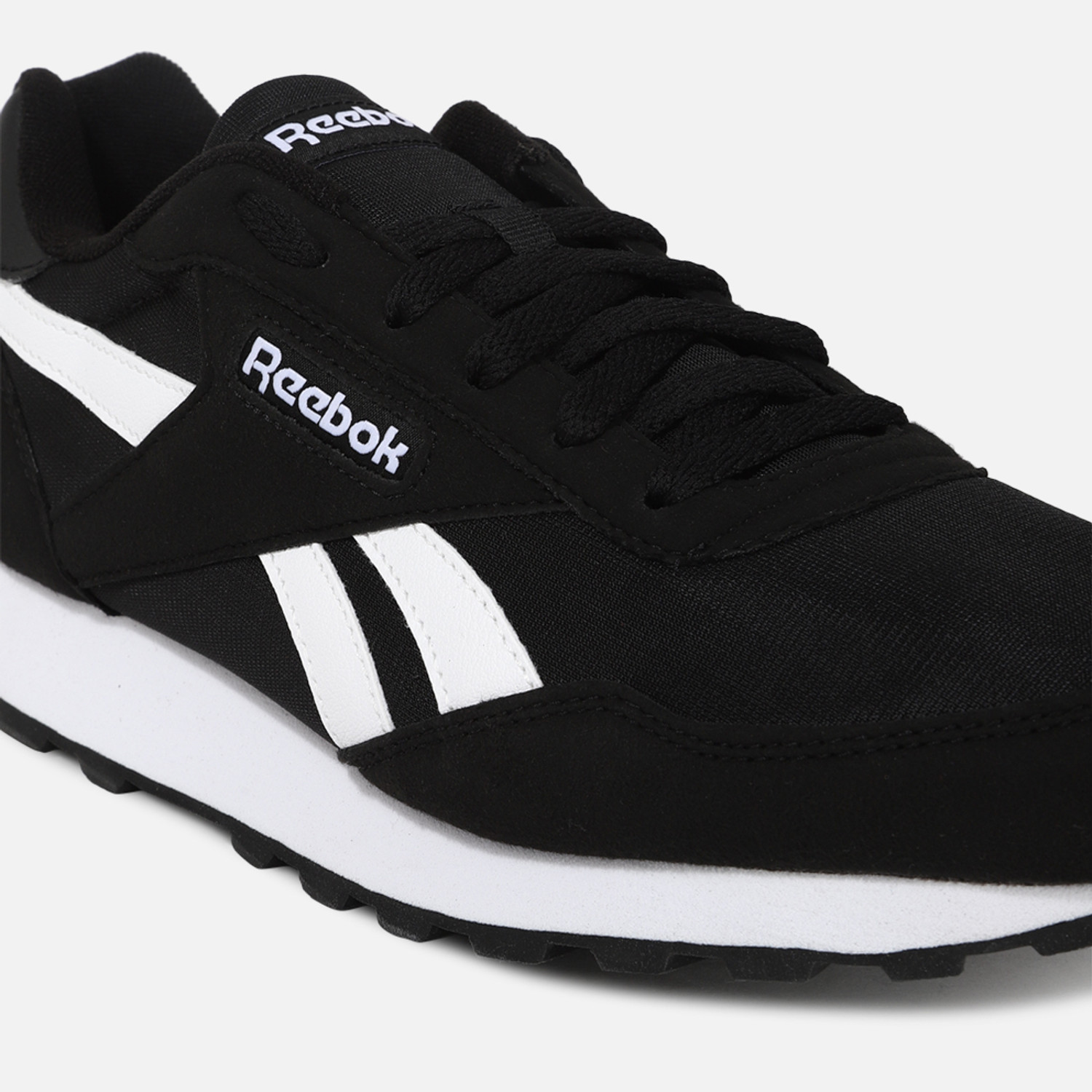Image of REEBOK REEBOK REWIND RUN CBLACK WHITE CBLACK Running Shoes For Men