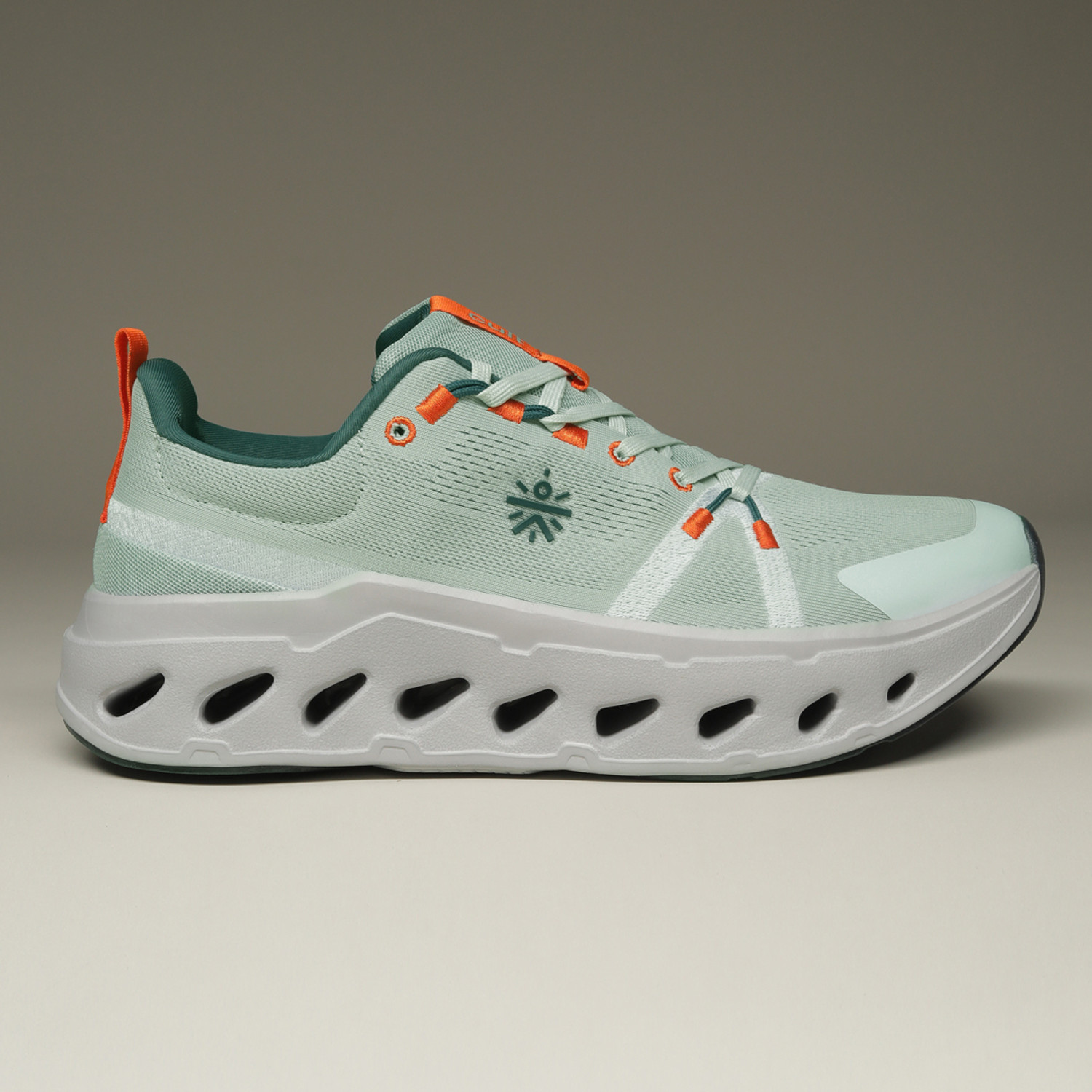 Image of Cult CloudForm Walking Shoes Breathable Jacquard Upper Enhanced Cushioning Enhanced Walking Shoes For Men (Green, 7)