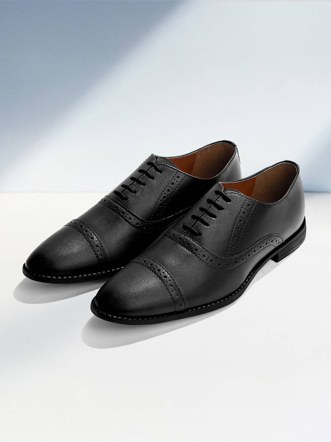 Louis Stitch Black Lace Up Shoes for Men UK 6 - Image 1