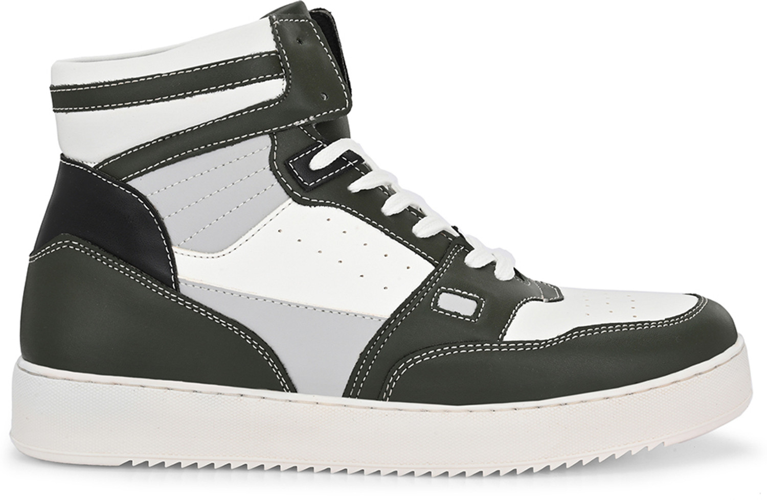 Image of Roadster Sneakers For Men