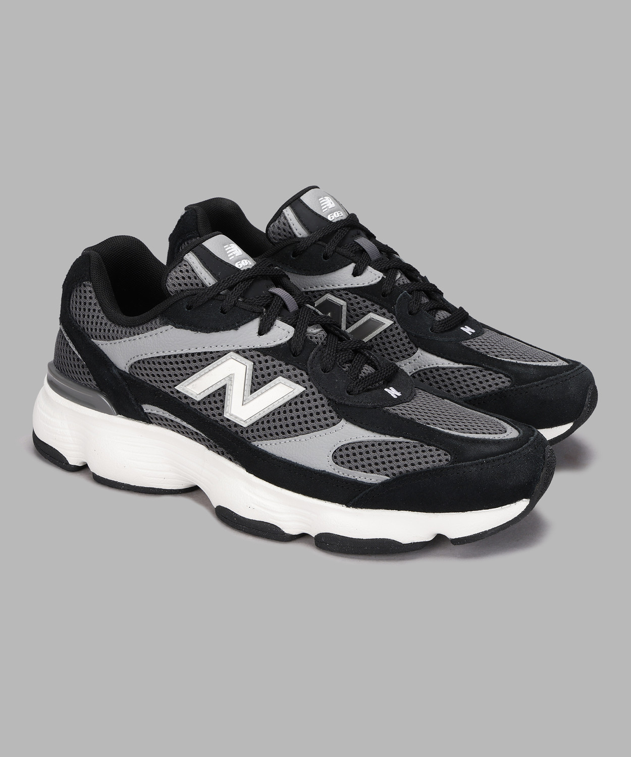 Image of New Balance 603 Sneakers For Men