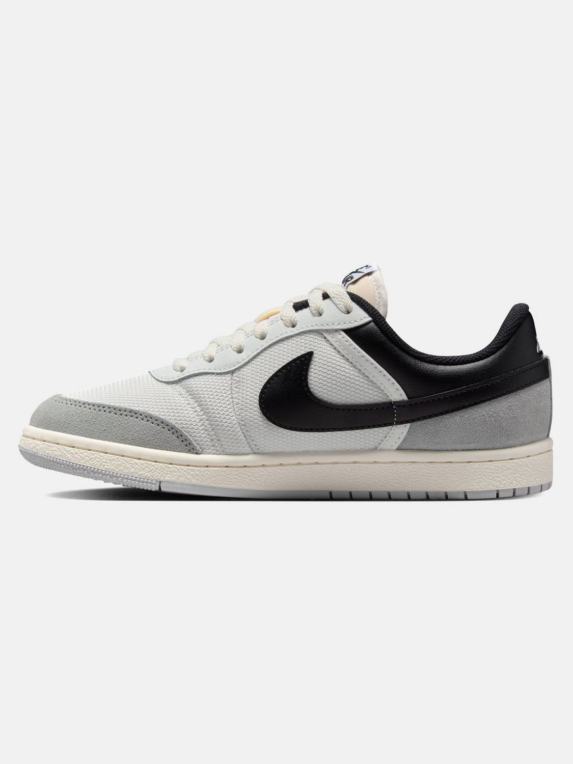 Nike Air Jordan Skyline Low White Women's Sneakers - Image 3