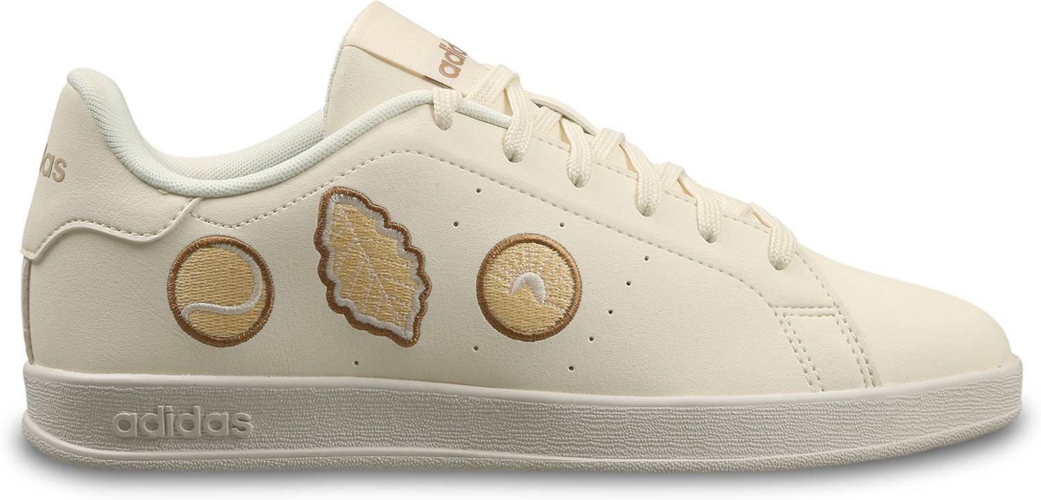 ADIDAS KamaraX Pro W Casual Shoes (White) - Image 3