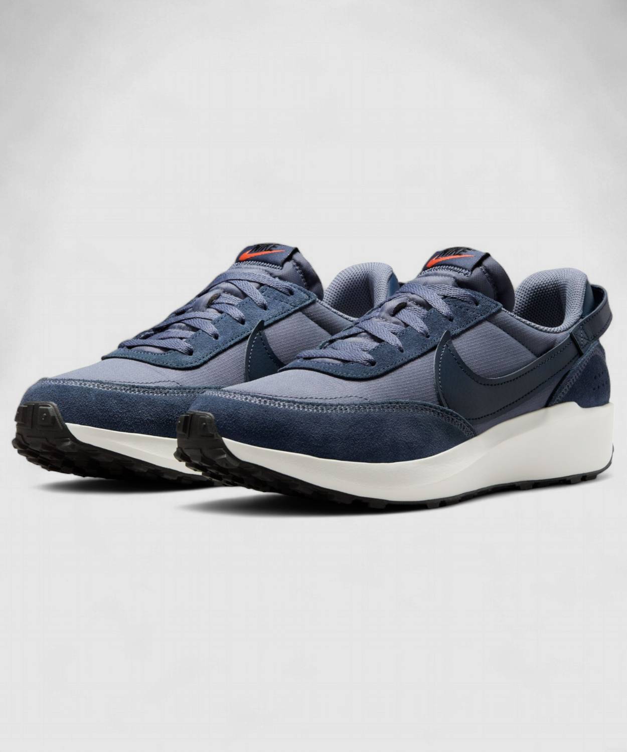 NIKE NIKE WAFFLE DEBUT SE Sneakers For Men - Buy NIKE NIKE WAFFLE