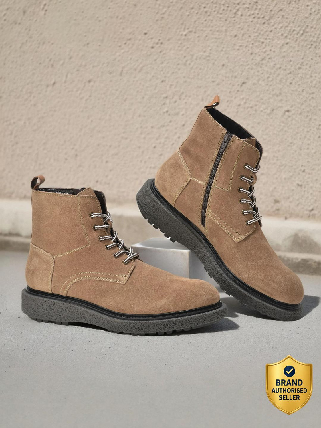 Image of WOODLAND Outdoor Durable Comfortable Everyday High Ankle Boots For Men