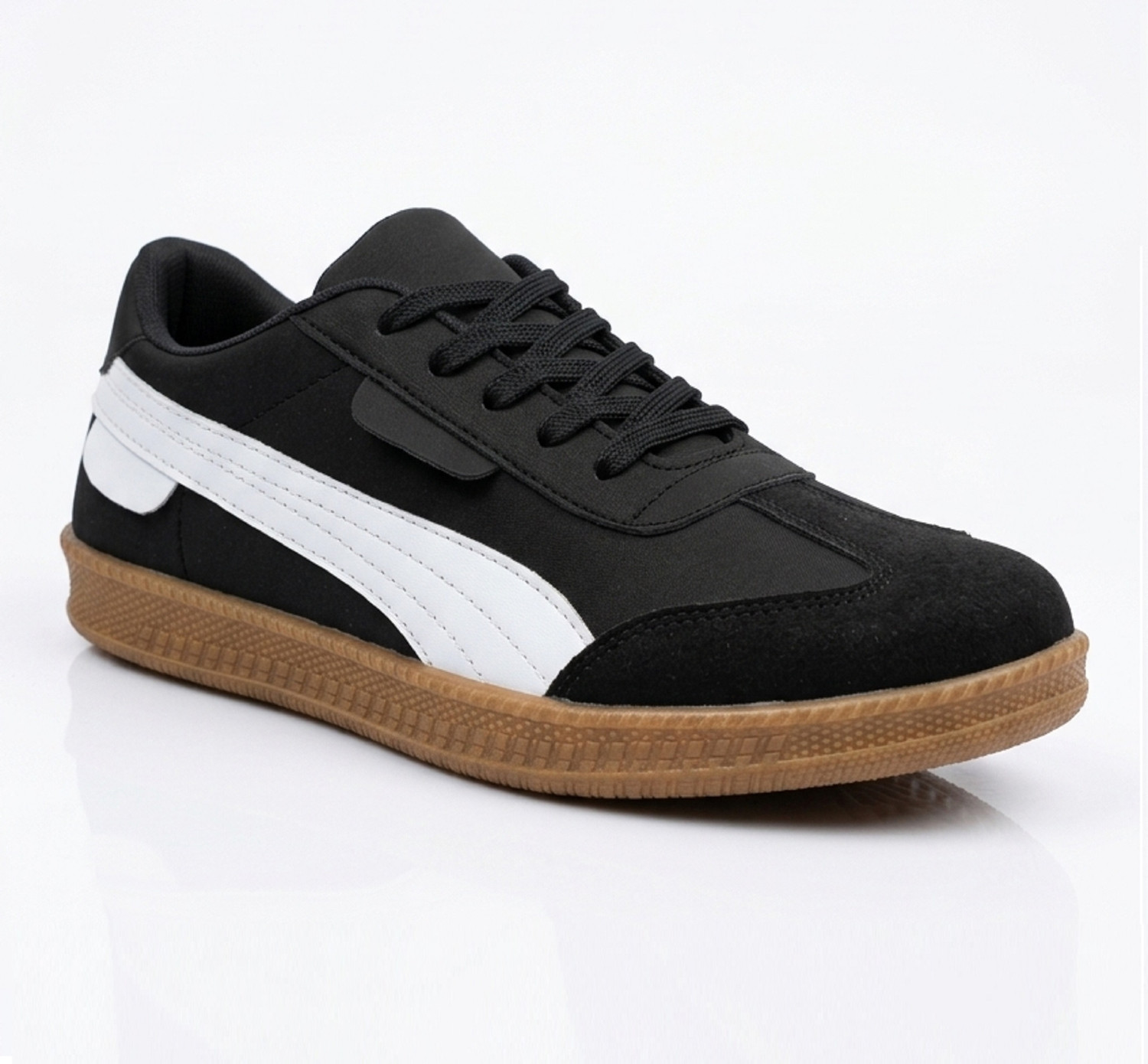 Image of house of common Badminton Shoes For Men