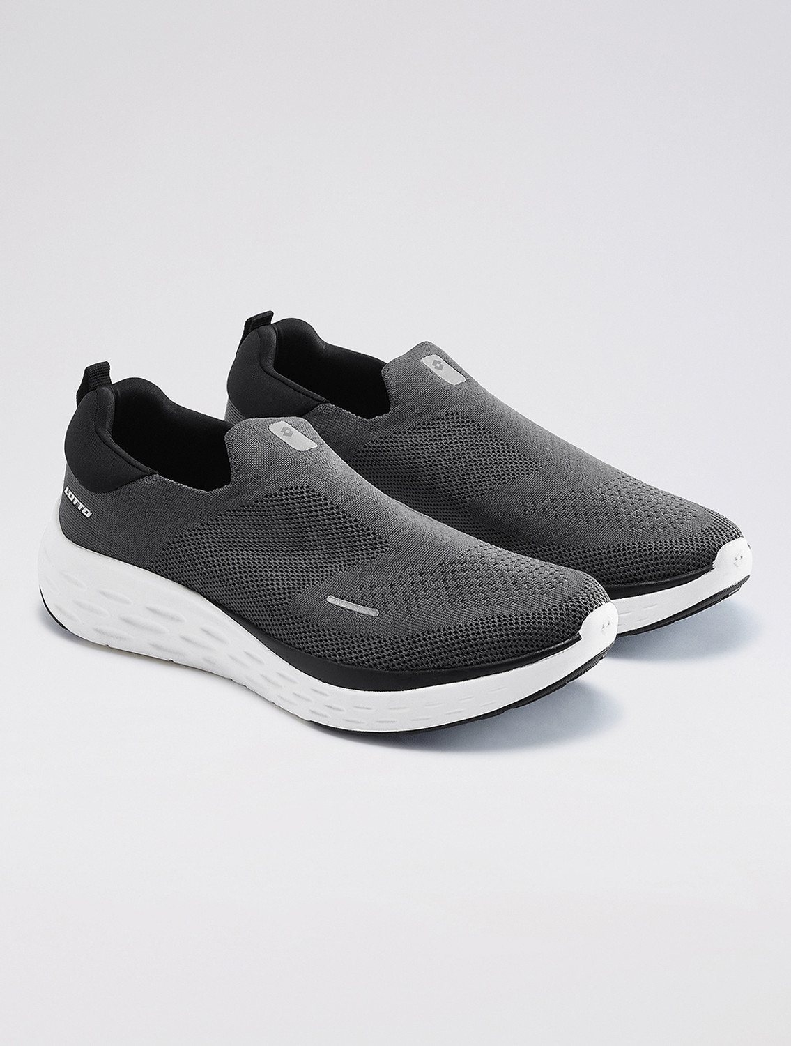 Image of LOTTO Aerostep Slip on Walking Shoes For Men