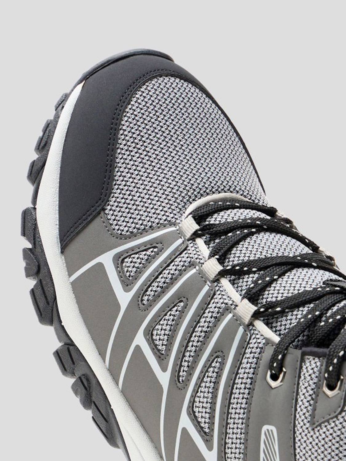 BOLDFIT Outlander Men Trekking Shoes - Image 3