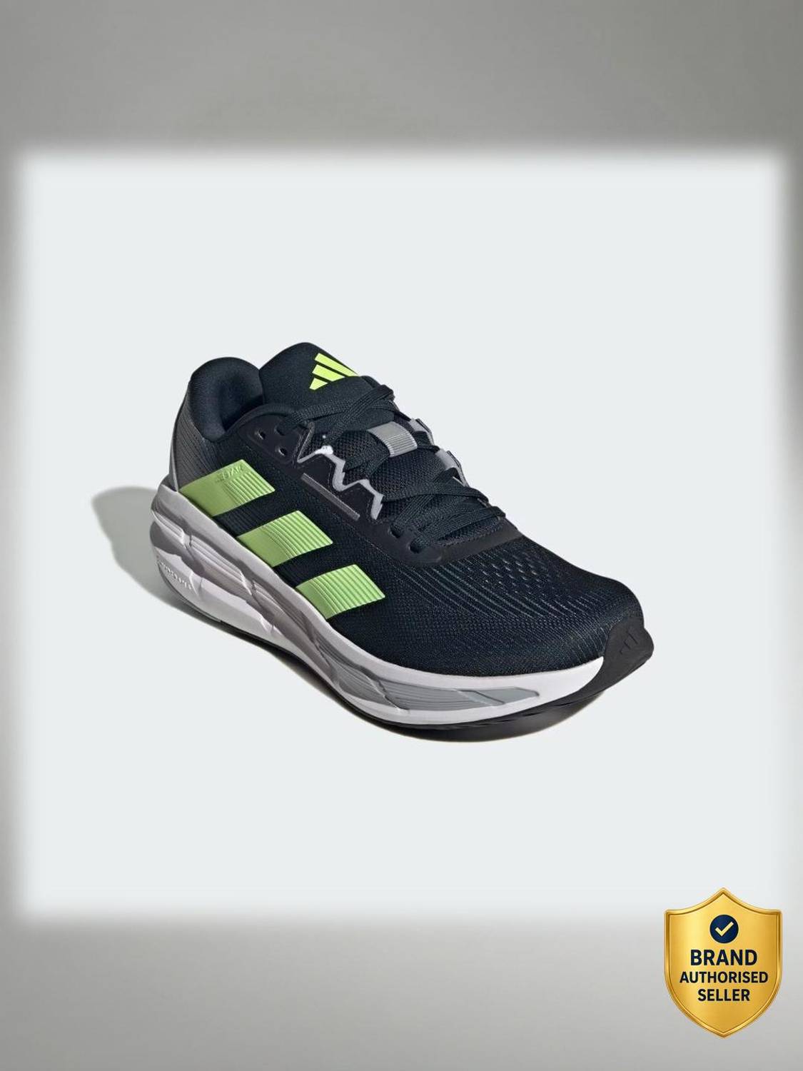ADIDAS QUESTAR 3 M Running Shoes For Men