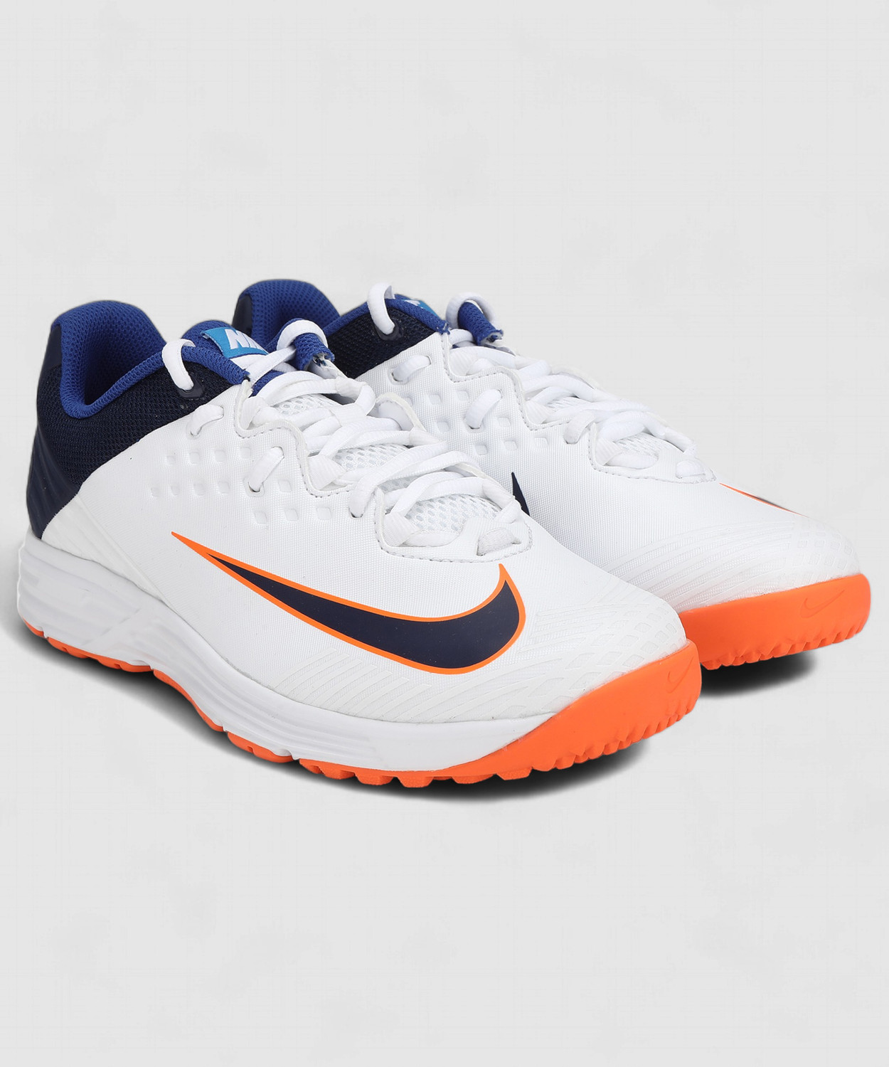 nike cricket shoes 2018