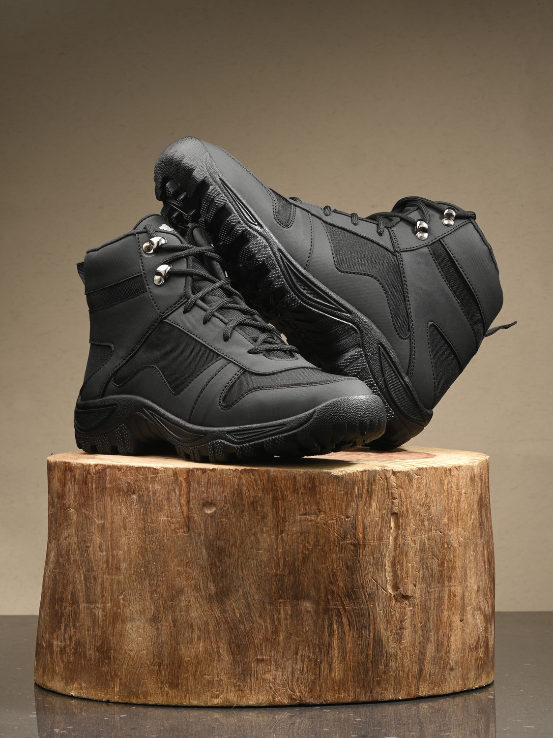 Image of leo's Fitness shoes Leo Waterproof Non-Slip Lightweight Outdoor Mid Top Ankle Boots Hiking & Trekking Shoes For Men