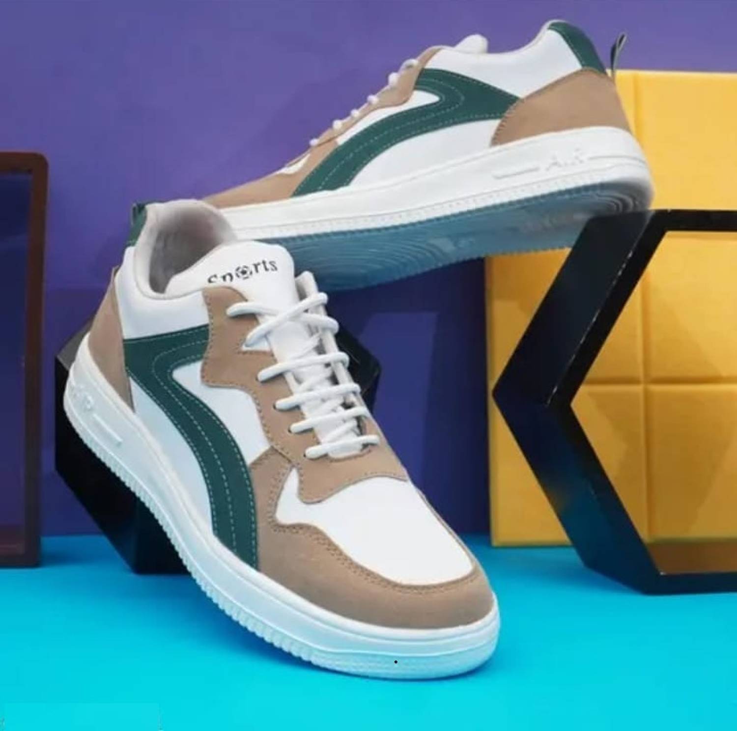 Free Walkers Men’s Premium Sneakers - Image 2