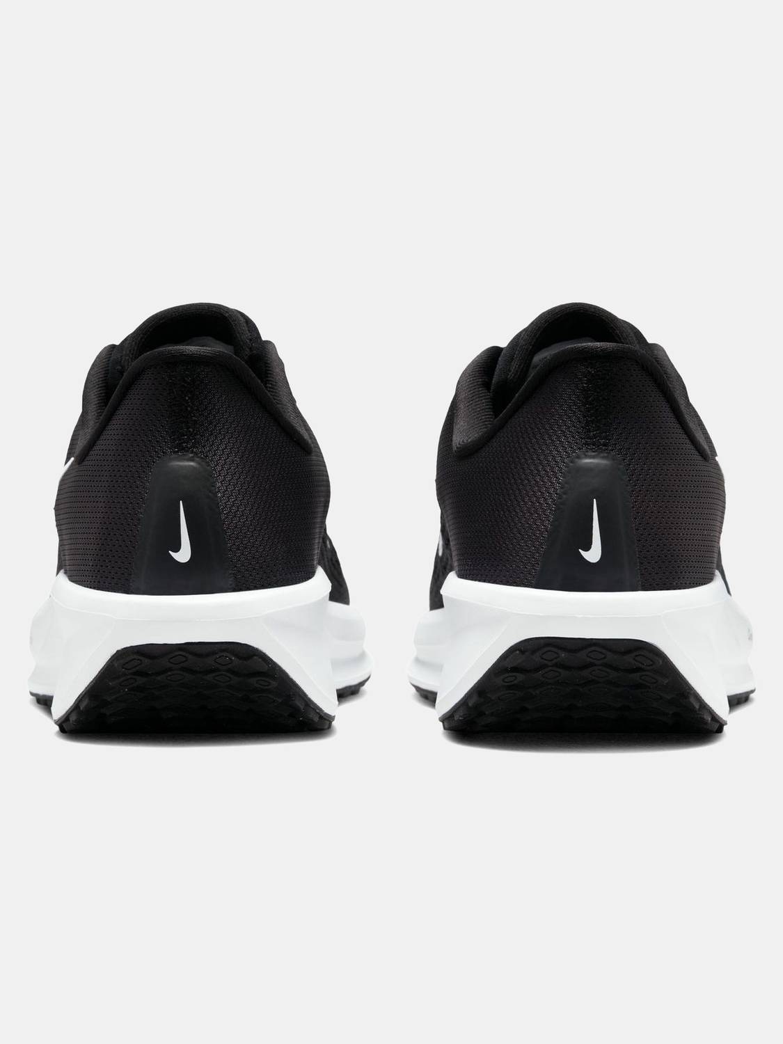 Nike WMNS Quest 6 Running Shoes (Black) - Image 2