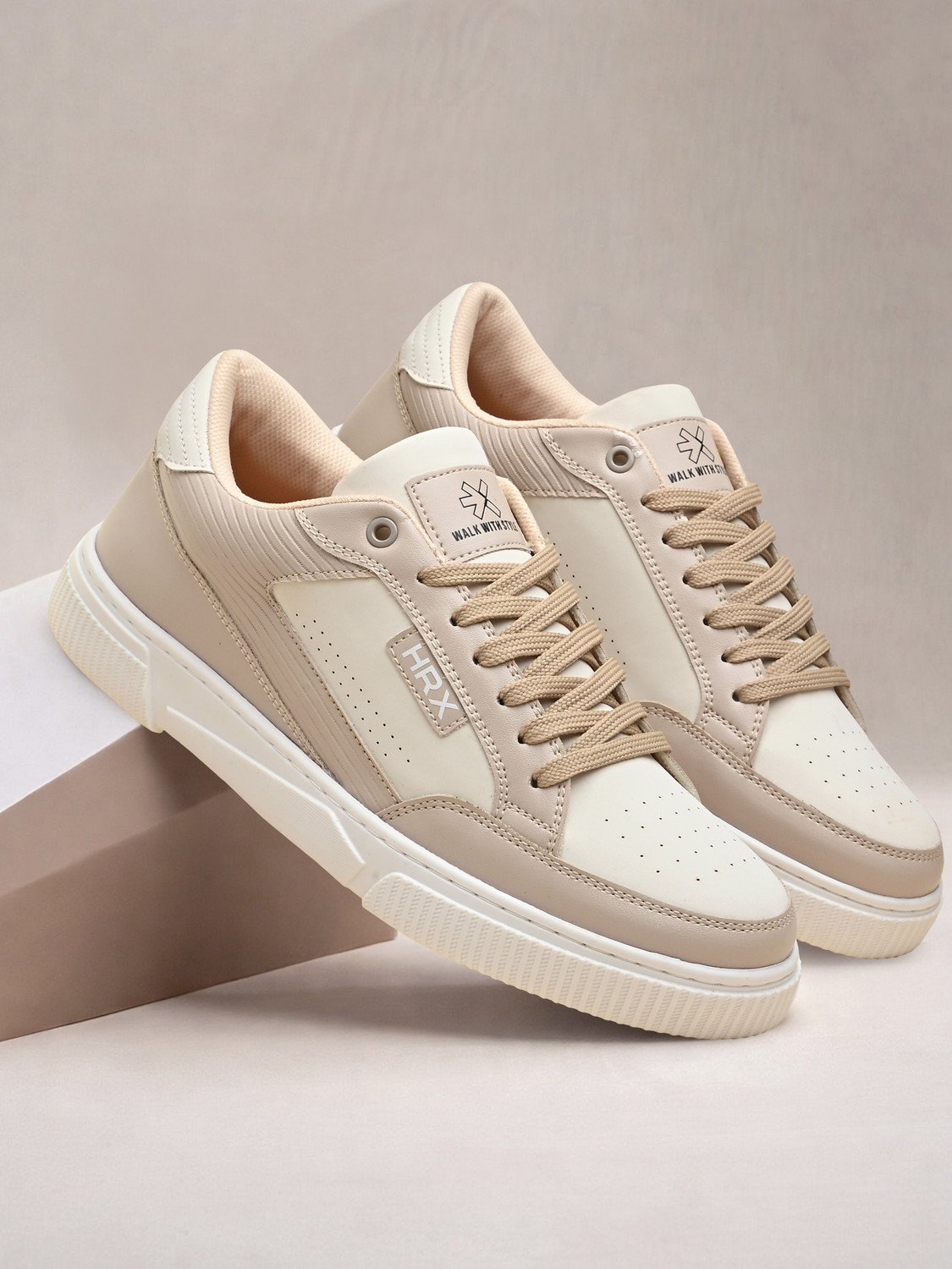 Image of HRX by Hrithik Roshan Premium sneakers Sneakers For Women