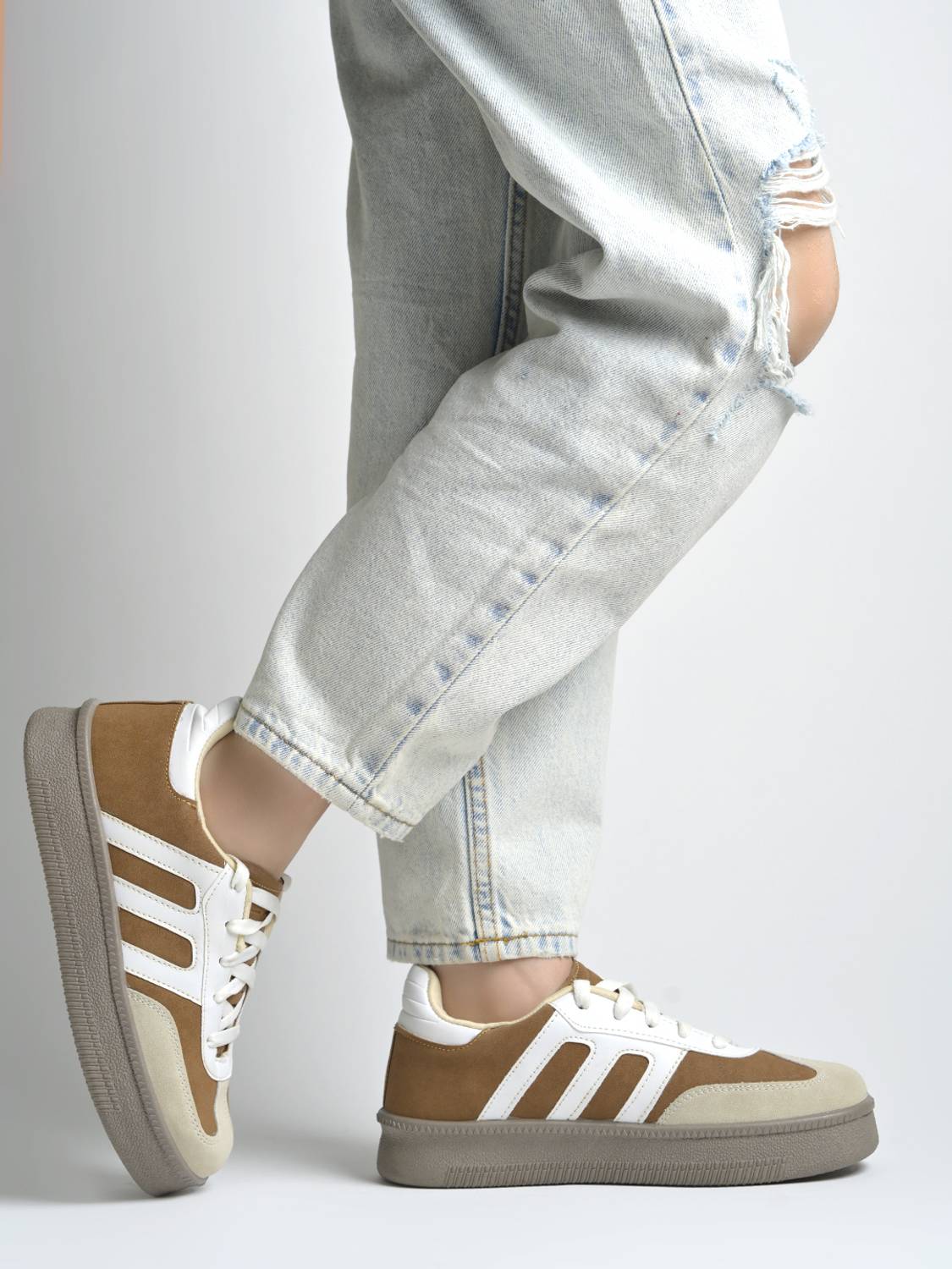 SHOETOPIA Daily Wear Casual Sports Shoes - Image 2