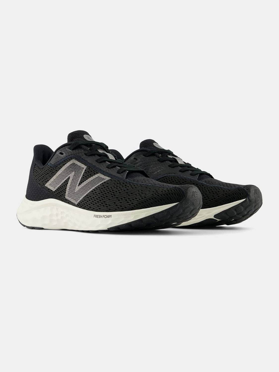 new balance ARISIN Sneakers For Women (Black , 6)