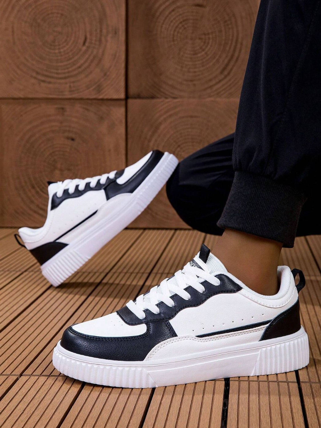 Image of lejano Sneakers For Men