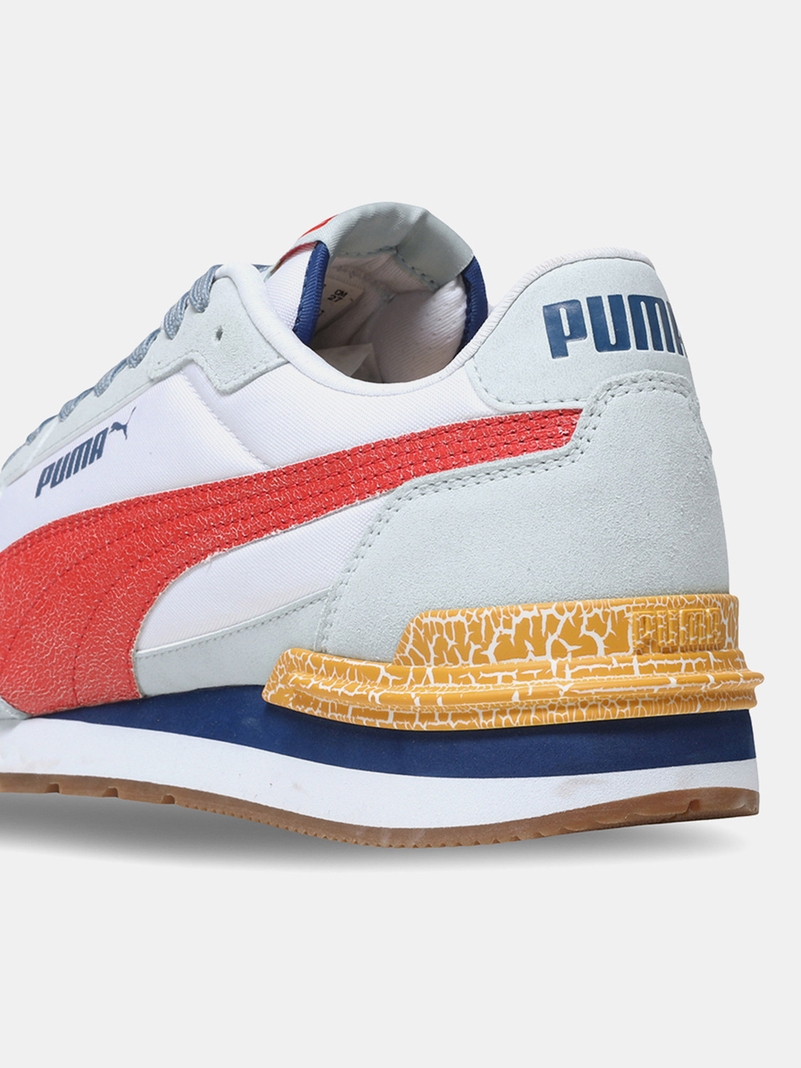 Image of PUMA ST Runner v4 L Retro run Sneakers For Men