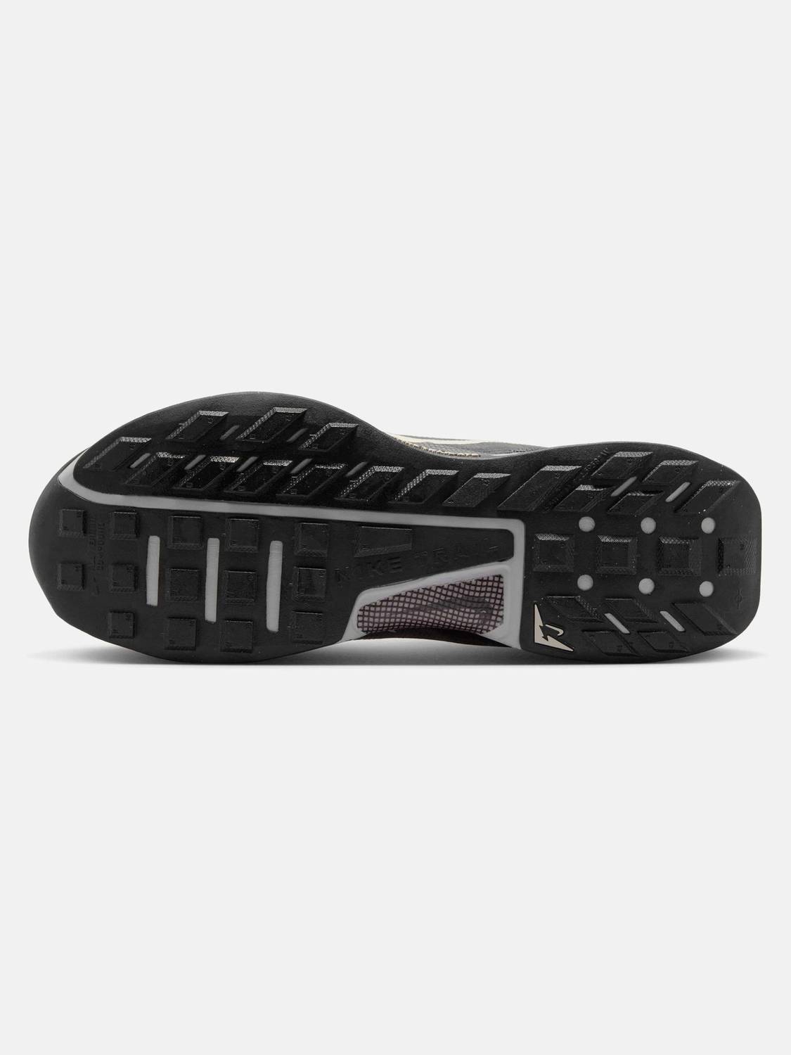 NIKE Juniper Trail 3 Running Shoes for Men, Gray - Image 5