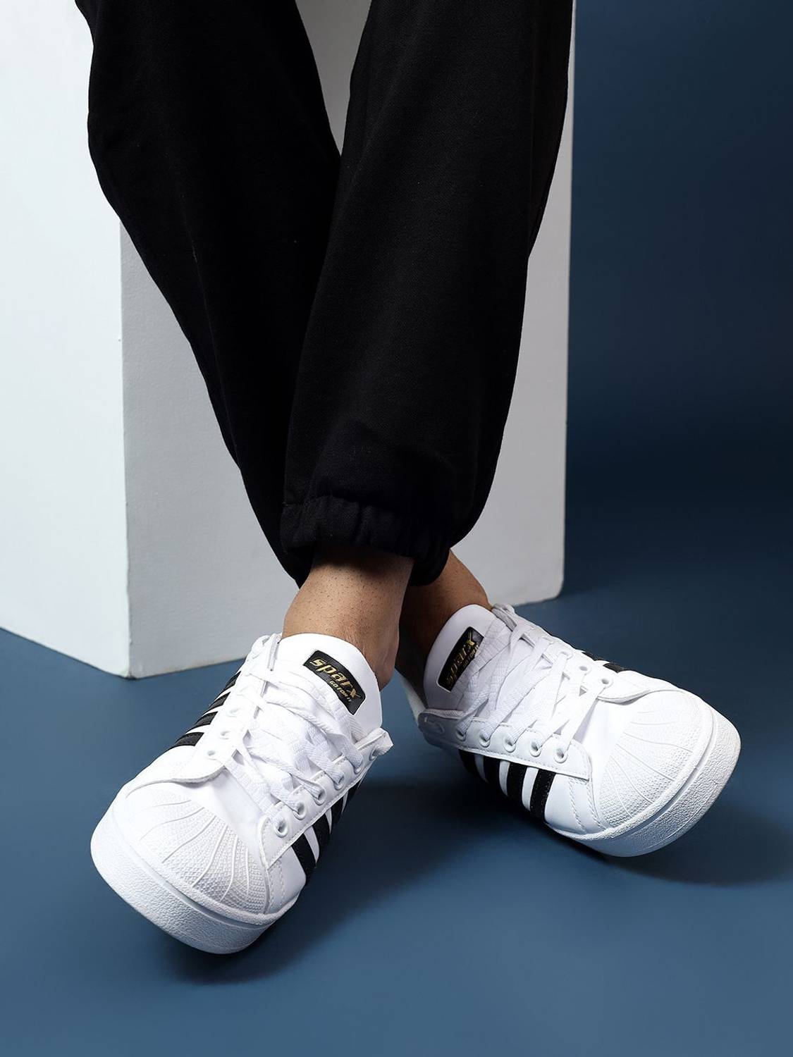 8-sd0323g3-42-0-sparx-white-