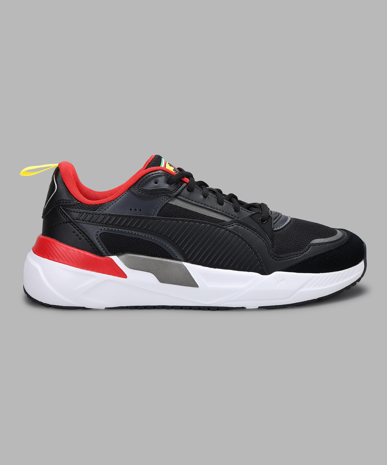 Image of PUMA Ferrari Trinity 2 IN Sneakers For Men