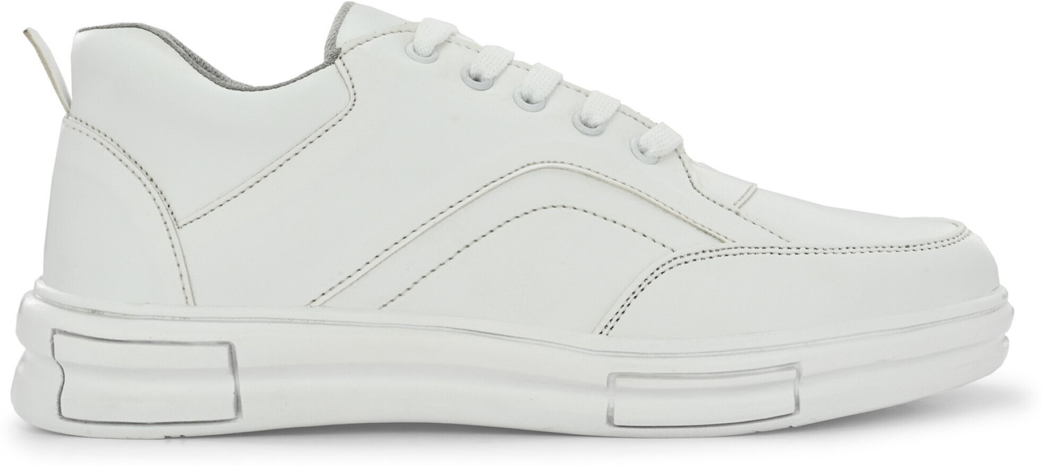 Image of Roadster Lightweight Comfort Insole Sneakers Sneakers For Men
