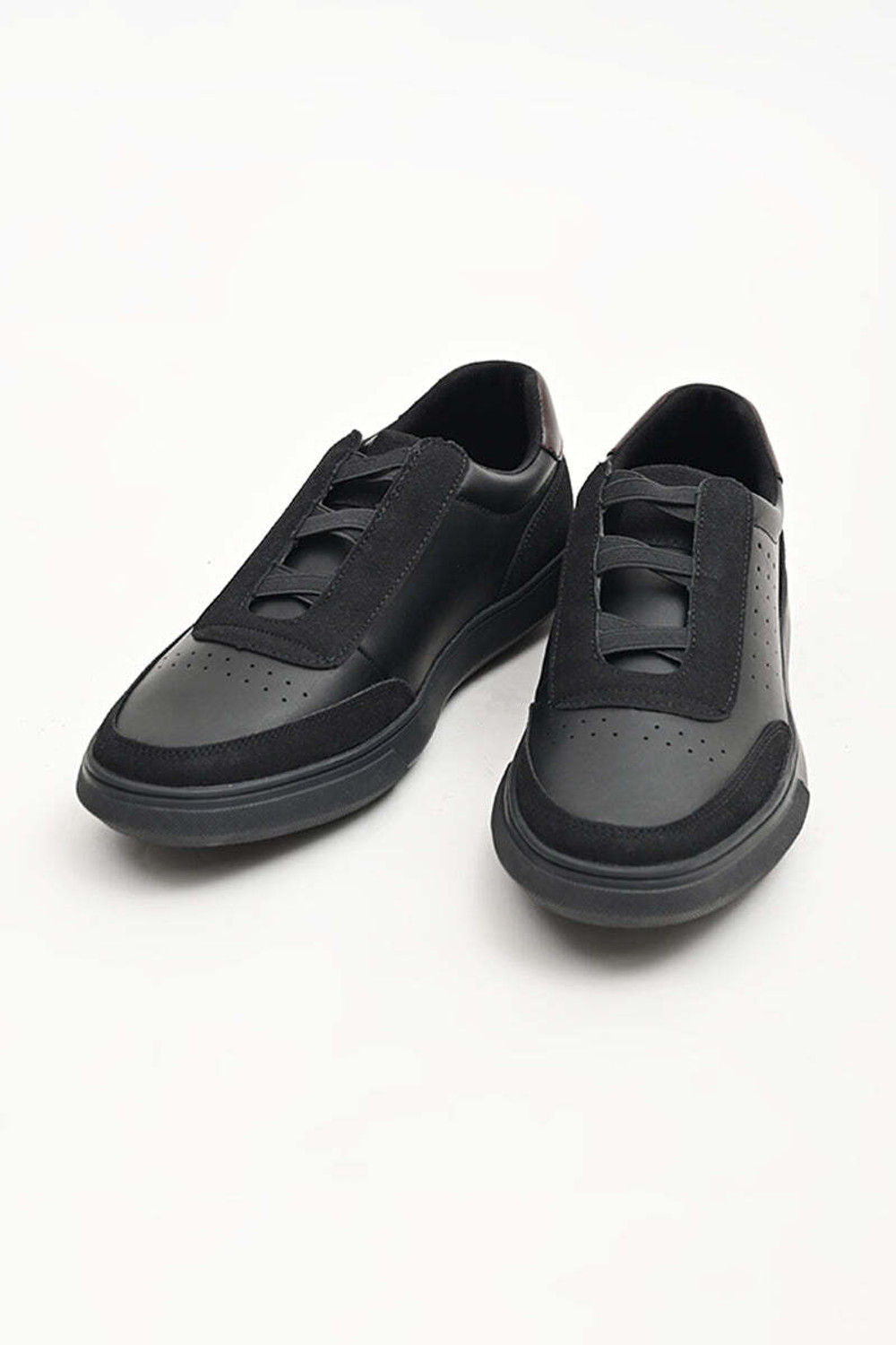 Image of Snitch Black Solid Sneakers Sneakers For Men
