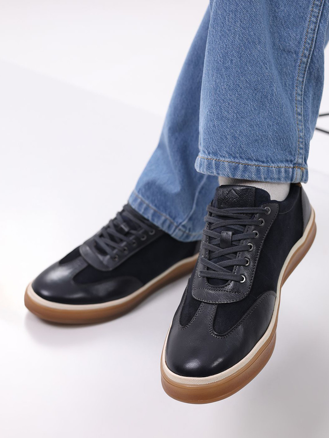 Image of MONTE CARLO Sneakers For Men